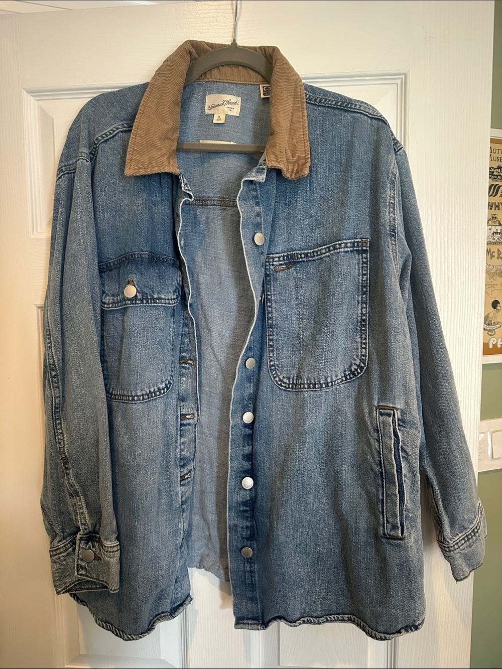 Universal thread Jean jacket